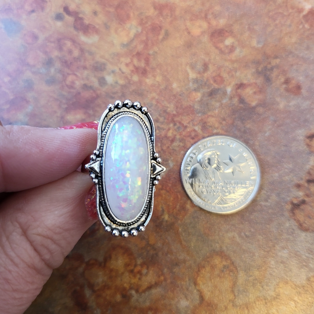 New Silver Tone White Glittery Adjustable Ring